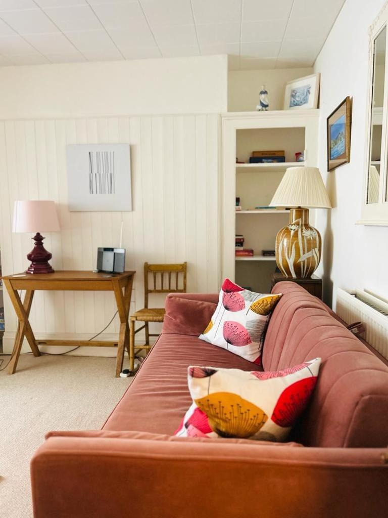Spacious Comfortable Flat With Free Parking In East Finchley, Muswell Hill & Close To Alexandra Palace London Exterior foto